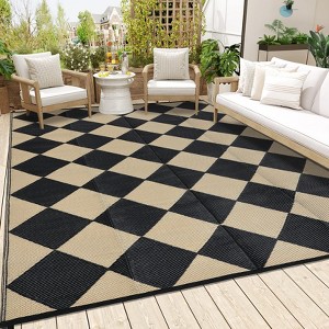 Outdoor Rug for Backyard Modern Checkered Rug Stain-Resistant Non-Slip Balcony Carpet - 1 of 4