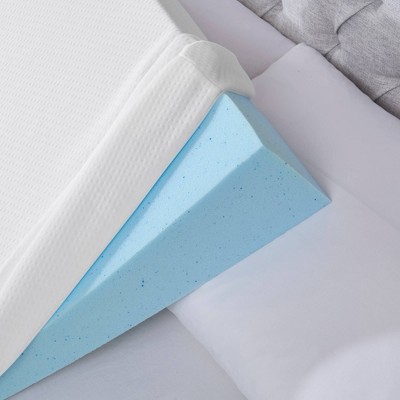 Ergonomic White Memory Foam 24'' Wedge Pillow with Soft Cover