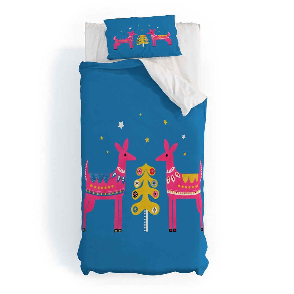 Photos - Duvet Deny Designs Twin/ Twin Extra Long Showmemars Festive Deers In Hot Pink  Cover and Pillow Sham Pink