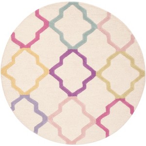 Safavieh Kids SFK102 Hand Tufted Indoor Rugs - Safavieh - 1 of 3