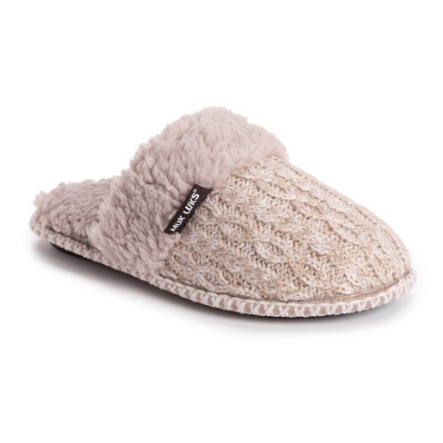 Ladies Fuzzy Scuff Slippers