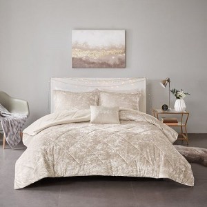 Sapphtopaz 4-Piece Blush Crushed Velvet Comforter Set, Diamond Quilted Full/Queen Quilt Set with 2 Shams & Decorative Pillow -Champagne - 1 of 4
