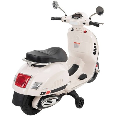 Huffy 6V Vespa 801 Ride-On Scooter - White_3