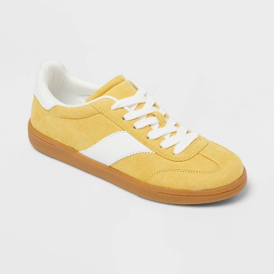 Women's Spencer Fashion Sneaker with Memory Foam Insole - Universal Thread™