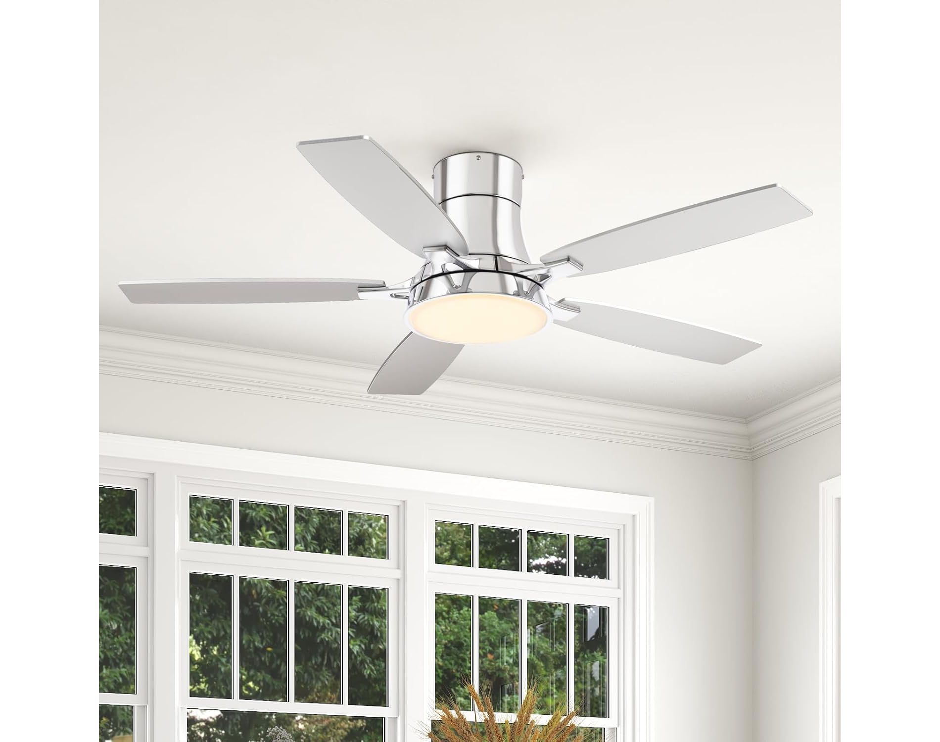 Siljoy 52 Inch Low Profile Flush Mount Ceiling Fan with Light, Noiseless, 6 Speeds Reversible, Dimmable, Ceiling Fan with Remote Include