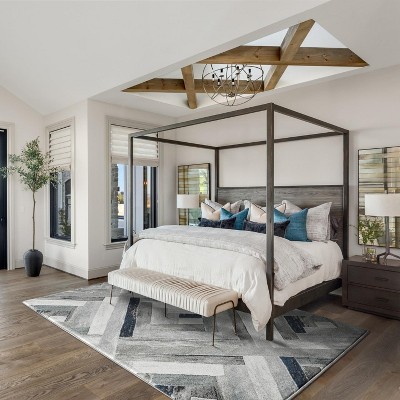 Elegant Gray Geometric 2x3 Synthetic Area Rug