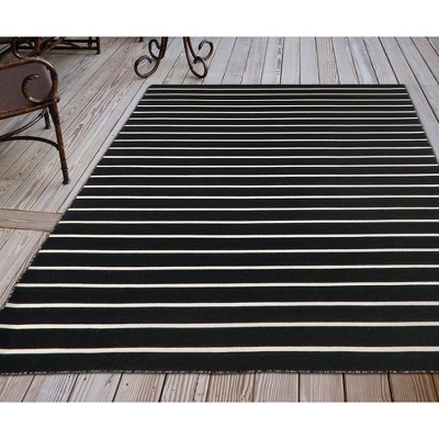 Sleek Serenity Black Stripe 5' x 7' Reversible Synthetic Rug