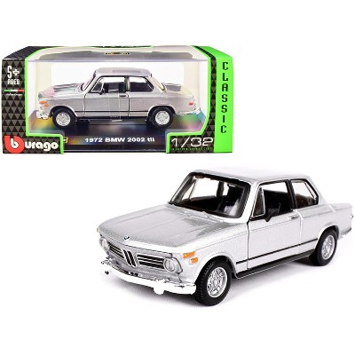 1972 BMW 2002 tii Silver Metallic "Classic" Series 1/32 Diecast Model Car by Bburago