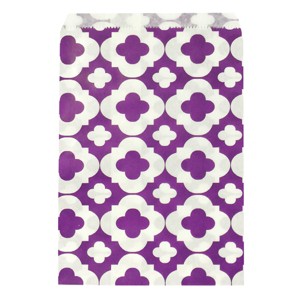 Wrapables Clover Print Party Treat Bags (25 Count) - 1 of 2
