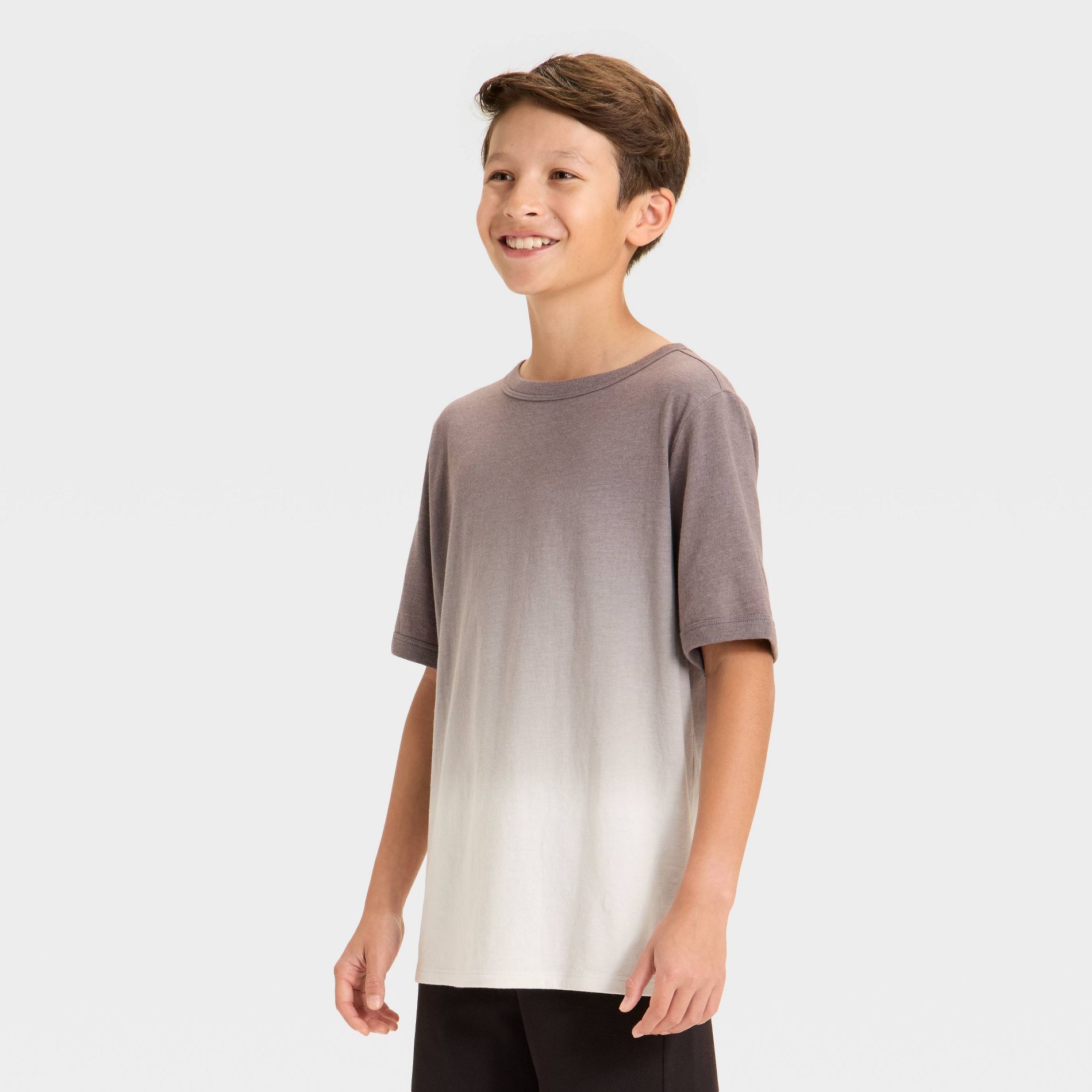 Boys' Short Sleeve T-Shirt - art class™ Gray L