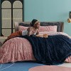 Bedsure | PV Fleece Blanket  a Chic Addition with Brushed Longfur - 3 of 4