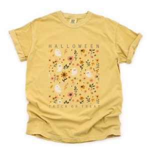 Simply Sage Market Halloween Floral And Ghost Collage Garment Dyed Tee - L - Mustard - 1 of 4