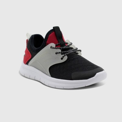 boys black athletic shoes