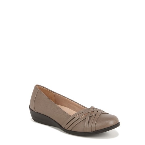 Lifestride pointed cheap toe flats