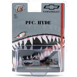 M2 Machines 1973 Chevrolet Cheyenne Super 10 Squarebody Bedless - 1 of 3