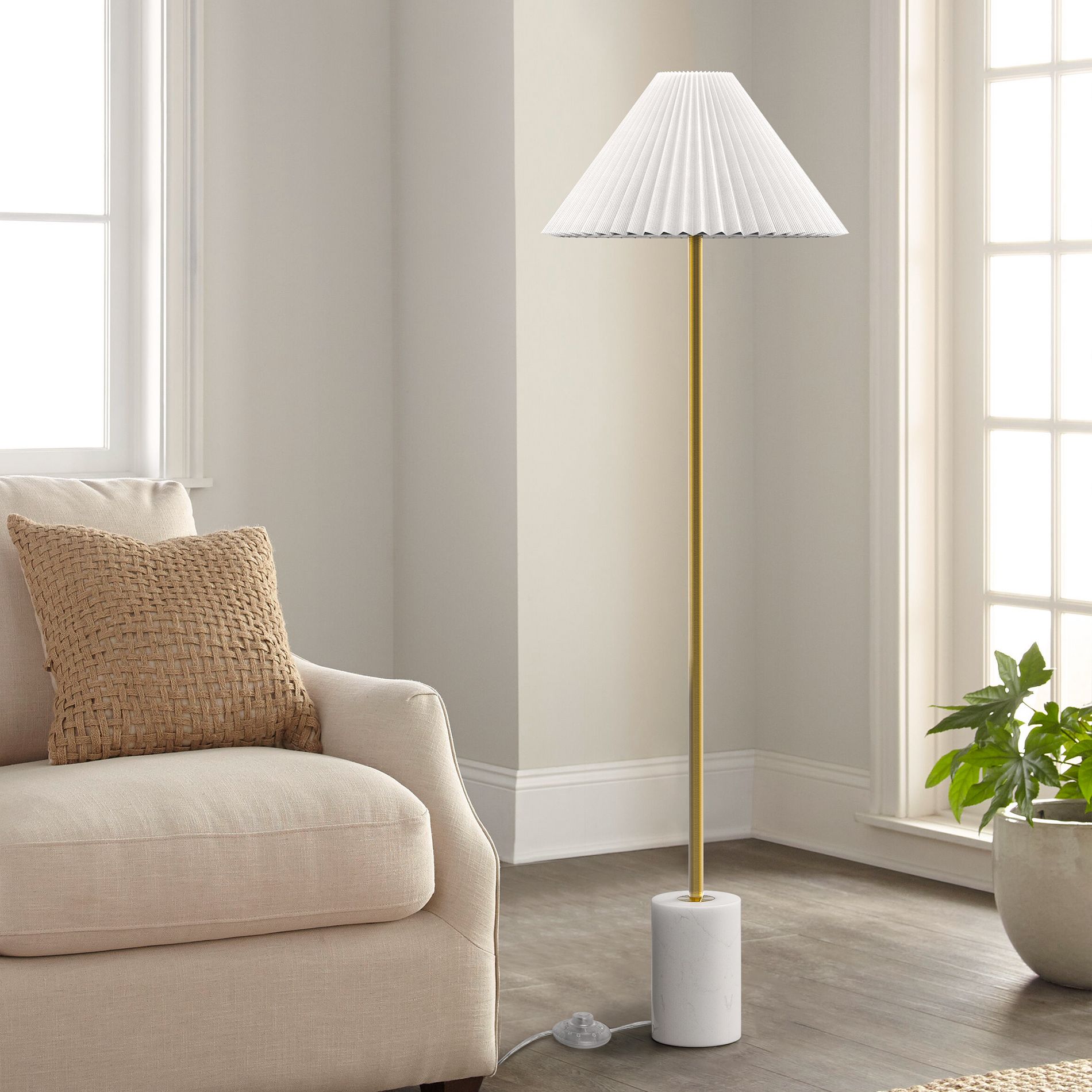 Maxax Traditional Floor Lamp with Adjustable Swing Arm, Farmhouse Standing Lamp for Living Room