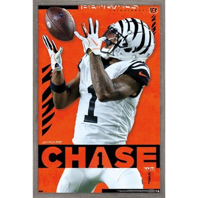 Trends International NFL Cincinnati Bengals - Joe Burrow Pose 20 Unframed  Wall Poster Print White Mounts Bundle 22.375 x 34