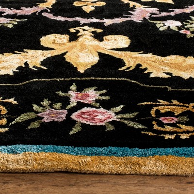Lavish Purple Wool 6' x 9' Hand-Tufted Rectangular Area Rug