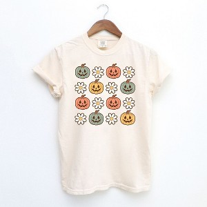 Simply Sage Market Women's Pumpkin Daisies Short Sleeve Garment Dyed Tee - 1 of 2