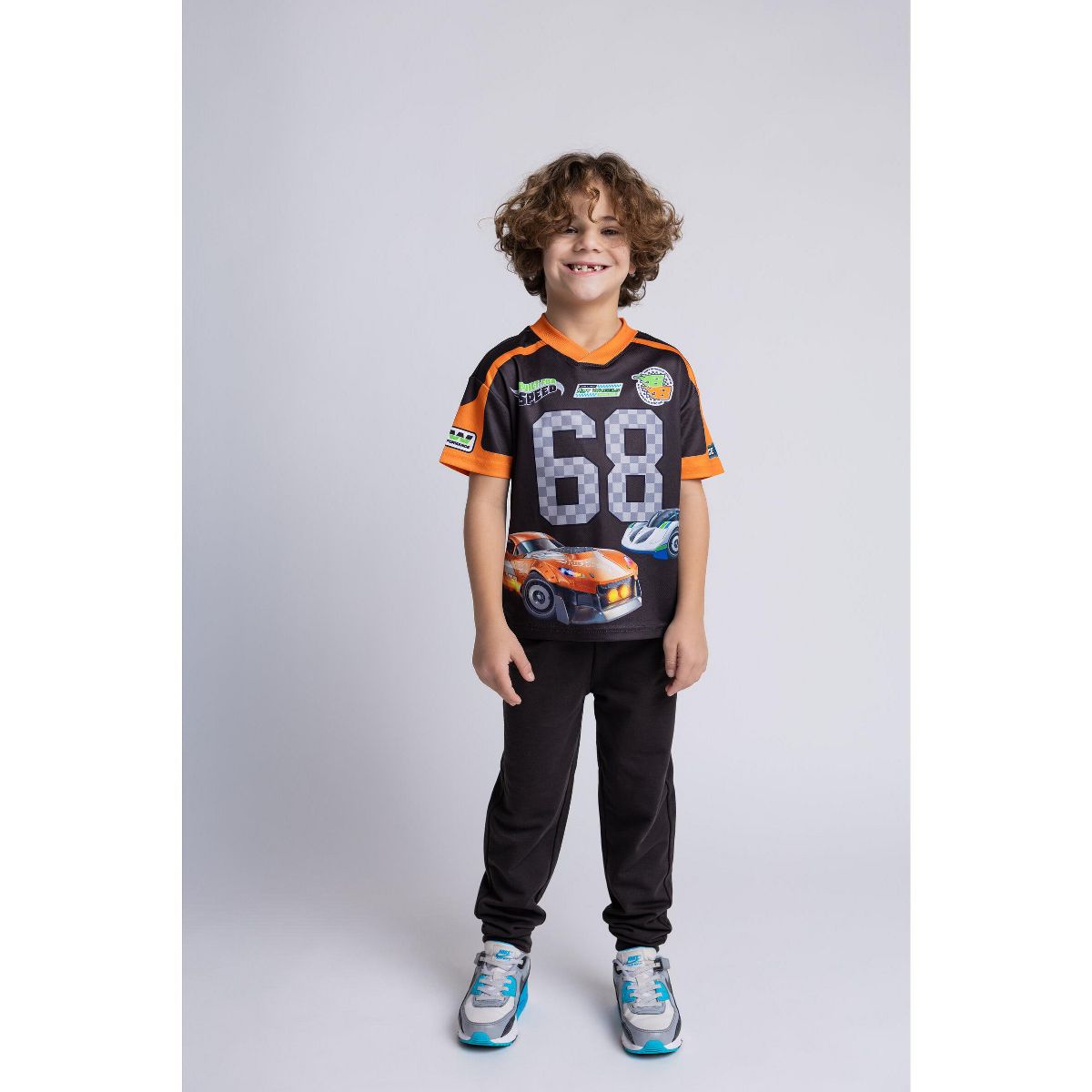 Hot Wheels Mesh V-neck T-Shirt and French Terry Jogger Pants Outfit Set Little Kid - thumbnail 2