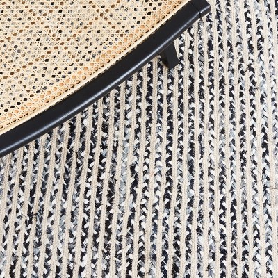 Handmade Black and Navy Cotton Braided 4' x 6' Area Rug