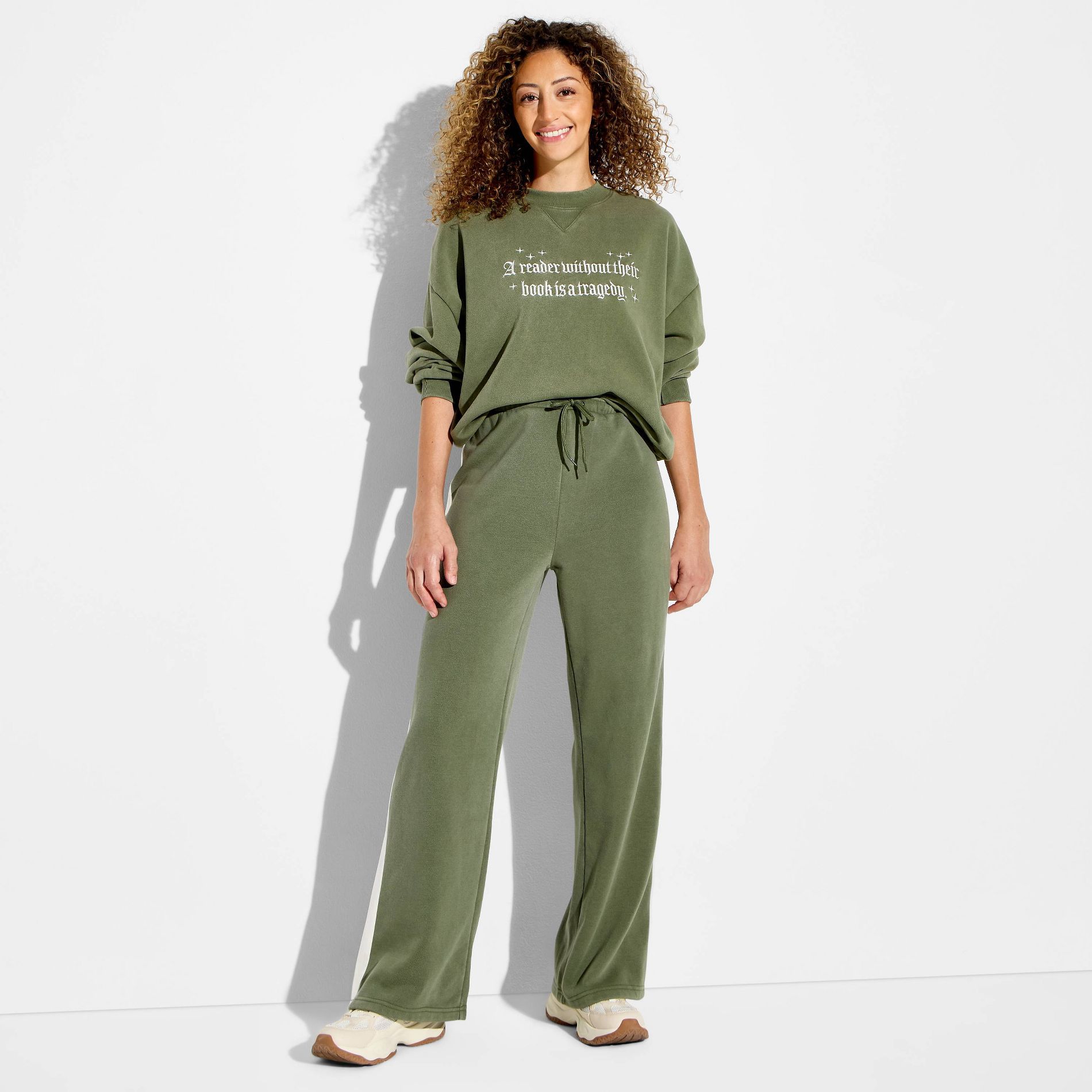 Women's Fourth Wing Fleece Graphic Sweatpants - Moss Green