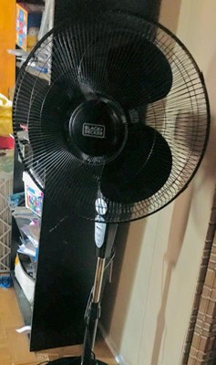 BLACK+DECKER B & D, 18, 3 Speed, Stand Alone Floor Fan, Adjustable Height  With Remote in Black BFSR18B - The Home Depot