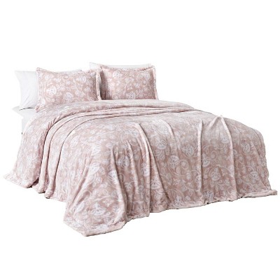 Full/Queen Pink and White Knitted Polyester Blanket