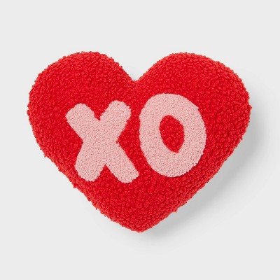 Small Heart Valentine's Day XO Love Pillow - Spritz™