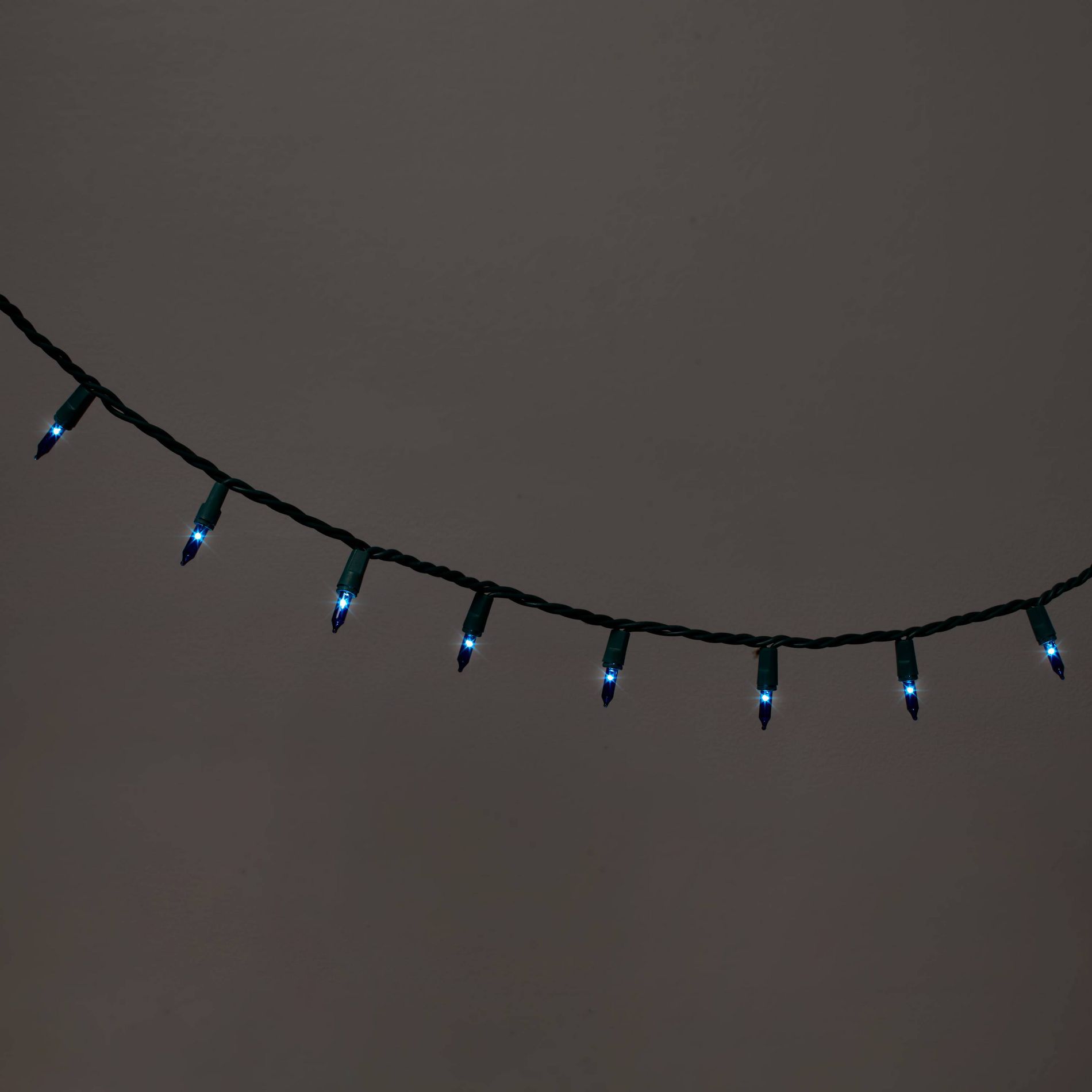 100ct Incandescent Smooth Mini Christmas String Lights Blue with Green Wire - Wondershop™