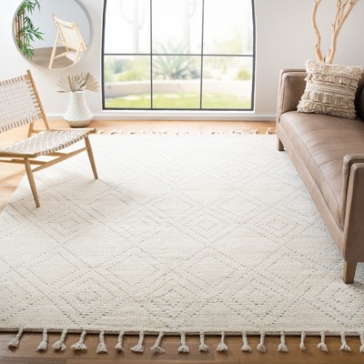 Ivory and Grey 8' x 10' Handmade Wool Shag Rug
