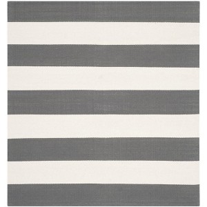 Montauk MTK712 Hand Woven Indoor Rugs - Safavieh - 1 of 3
