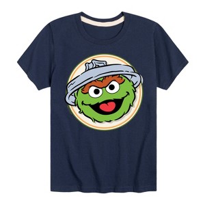 Boys' - Sesame Street - Oscar Badge Short Sleeve Graphic T-Shirt - 1 of 4