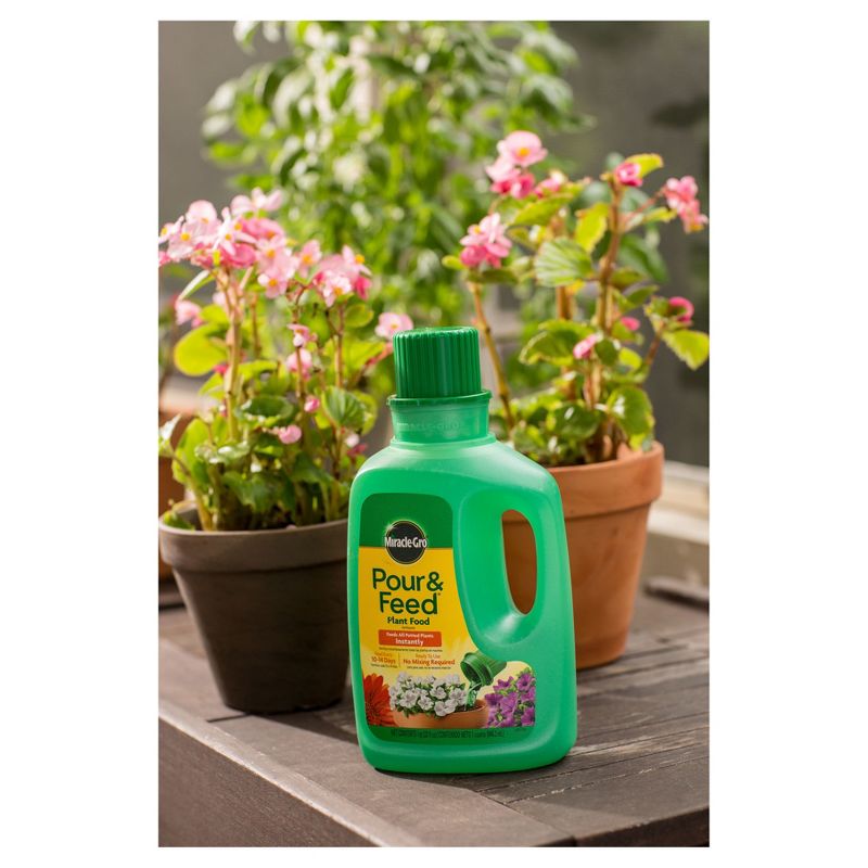 Miracle-Gro Pour & Feed Liquid Plant Food 32oz Ready to Use, 3 of 6