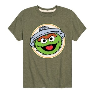 Boys' - Sesame Street - Oscar Badge Short Sleeve Graphic T-Shirt - 1 of 4