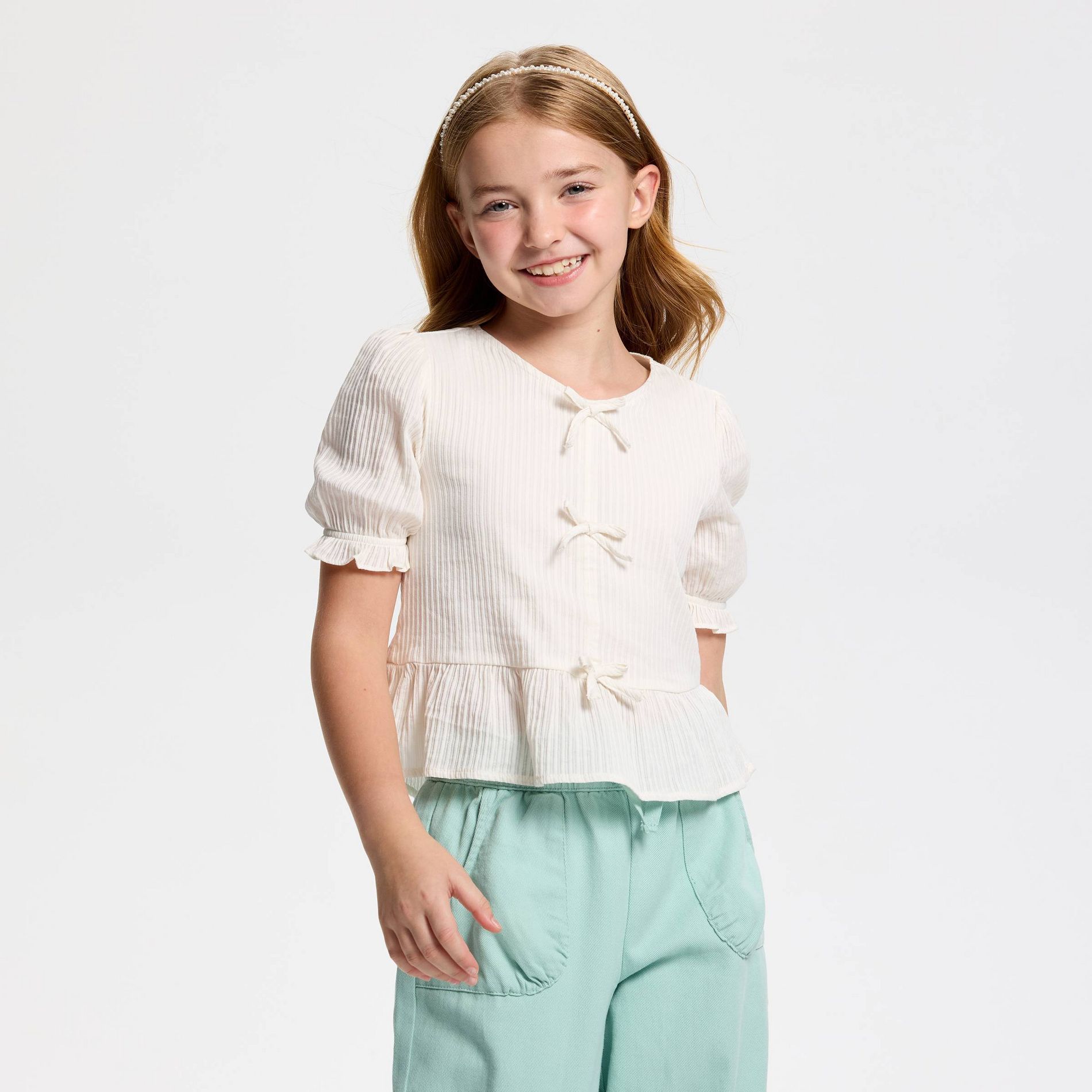 Owillo® Girls' Puff Short Sleeve Peplum Bow Top - White