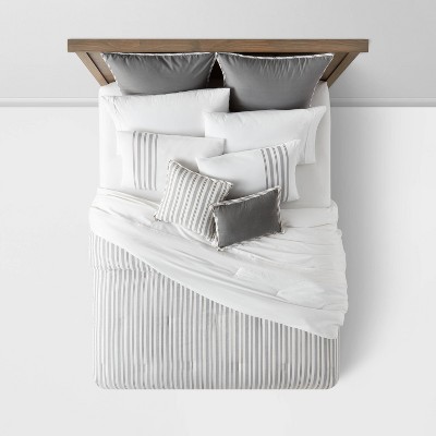 Threshold 8pc Queen Reversible Classic Stripe Comforter Set Gray/White - Threshold™: Percale, Includes Euro Shams & Bed Skirt — фото 3