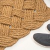 JONATHAN Y Maeve Classic Coastal Scalloped Basketweave Coir Indoor/Outdoor DoorMat - 4 of 4