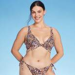 Women's Lightly Lined Underwire Bikini Top - Shade & Shore™ Multi