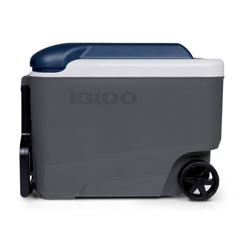 Igloo MaxCold 40qt Rolling Cooler - Carbonite, 1 of 14