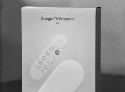 Google TV Streamer 4K with Voice Search Remote - Movies, Shows