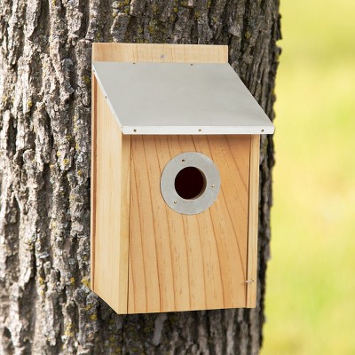 Nature Spring Classic Pine Birdhouse with Tin Roof