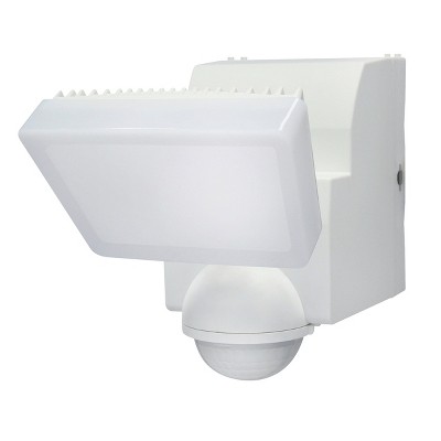 IQ America Motion Security Flood Light, Battery-Powered, 500 Lumen LED, Wall/Eave Mount for Closet, Shed, Attic, Garage, Grill, White