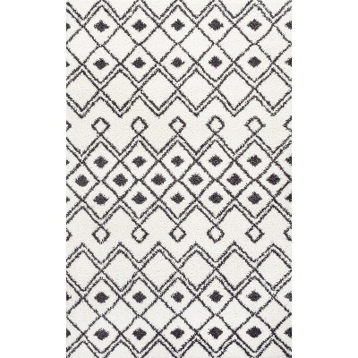 3'x5' Black and White Moroccan Diamond Shag Area Rug