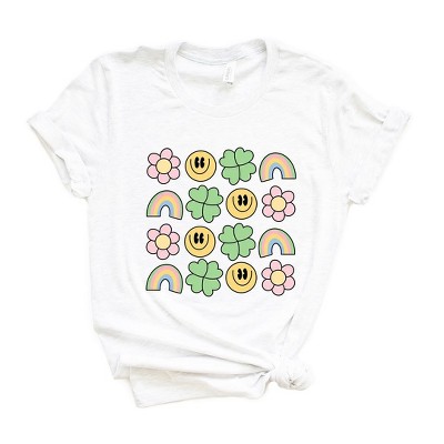 Simply Sage Market Women's Smiley Clover Daisy Short Sleeve Graphic Tee