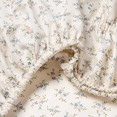 Queen 400 Thread Count Performance Sheet Set Scalloped Hem - Threshold