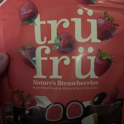 Tru Fru Dark Chocolate Covered Strawberries (16 Ounce) 