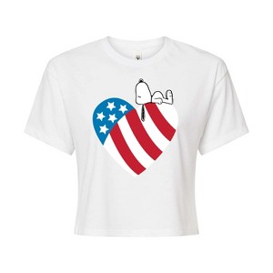Women's - Peanuts - Snoopy On Flag Heart Cropped Graphic T-Shirt - 1 of 4