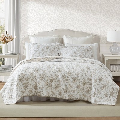 King White Cotton Reversible Quilt Set with Shams