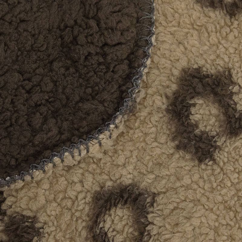 50"x60" Printed Solid Faux Shearling Reversible Throw Blanket - Mantolok, 4 of 5
